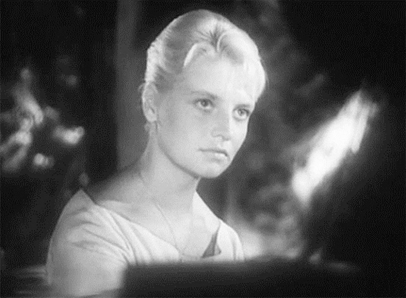 Иллюстрация к книге — Хрустальные легенды Страны Советов [i_153.jpg]