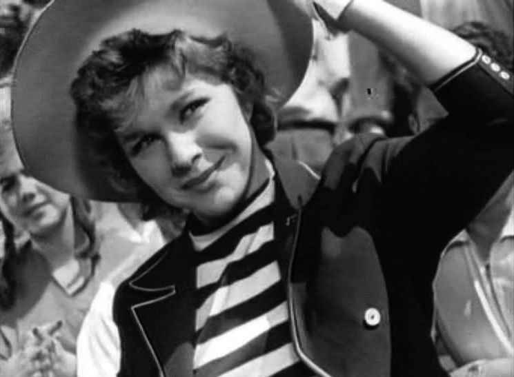 Иллюстрация к книге — Хрустальные легенды Страны Советов [i_176.jpg]