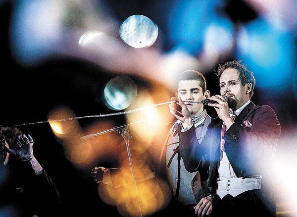 Иллюстрация к книге — Театральные люди [i_046.jpg]