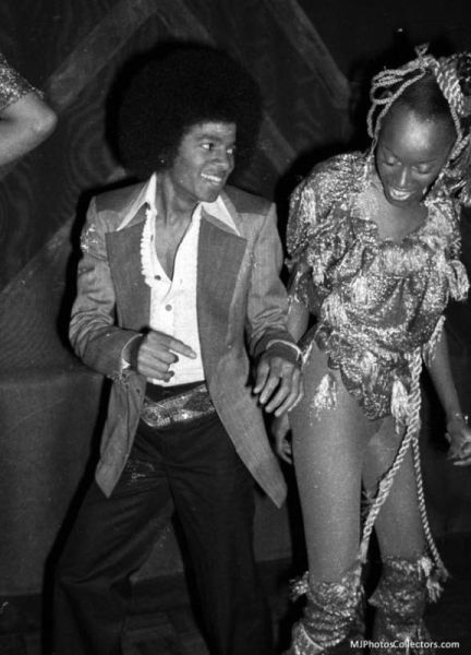 Иллюстрация к книге — Майкл Джексон. Добро пожаловать в Неверлэнд [i_007.jpg]