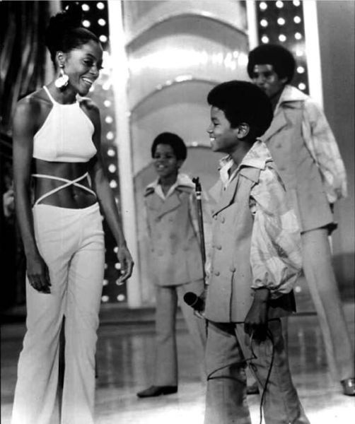 Иллюстрация к книге — Майкл Джексон. Добро пожаловать в Неверлэнд [i_012.jpg]