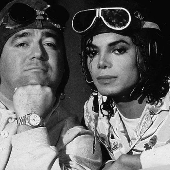 Иллюстрация к книге — Майкл Джексон. Добро пожаловать в Неверлэнд [i_033.jpg]