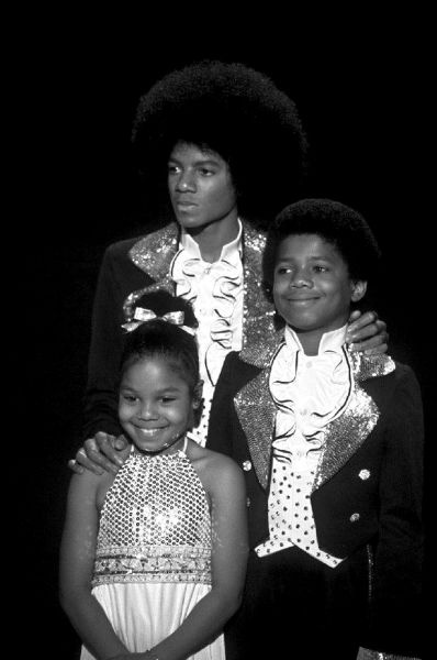 Иллюстрация к книге — Майкл Джексон. Добро пожаловать в Неверлэнд [i_042.jpg]