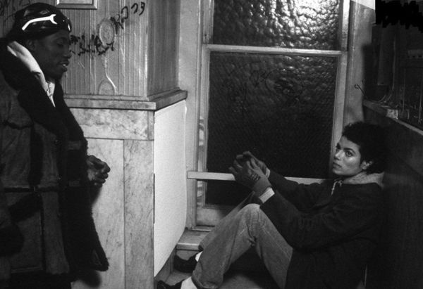 Иллюстрация к книге — Майкл Джексон. Добро пожаловать в Неверлэнд [i_049.jpg]