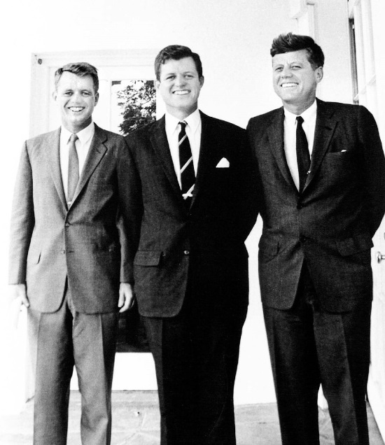 Иллюстрация к книге — Время перемен [i_015.jpg]