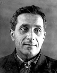 Иллюстрация к книге — Мой Невский. Прогулка по главному проспекту [i_020.jpg]