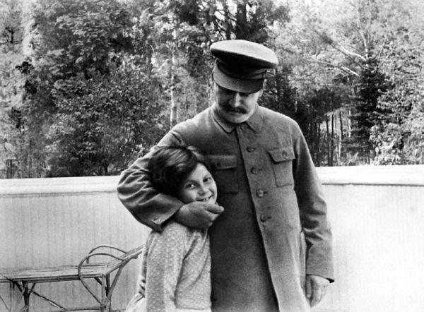 Иллюстрация к книге — Василий Сталин. Письма из зоны [i_006.jpg]