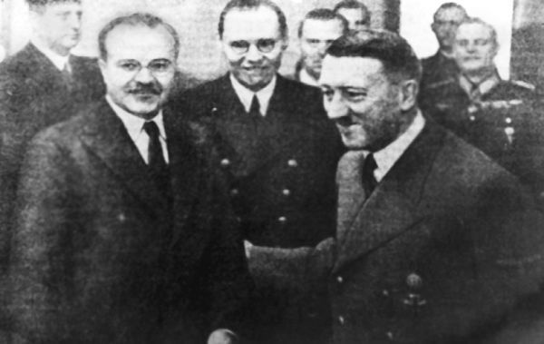 Иллюстрация к книге — Василий Сталин. Письма из зоны [i_019.jpg]