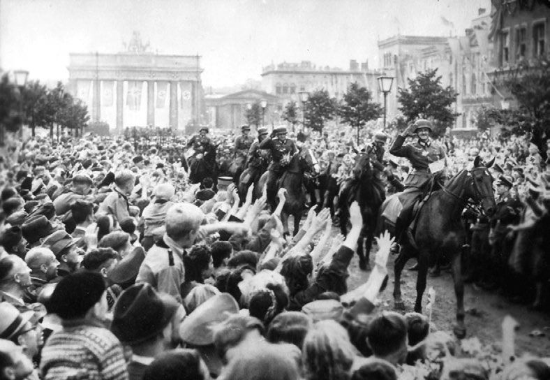 Иллюстрация к книге — Василий Сталин. Письма из зоны [i_023.jpg]