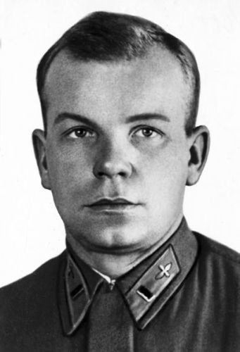 Иллюстрация к книге — Василий Сталин. Письма из зоны [i_034.jpg]