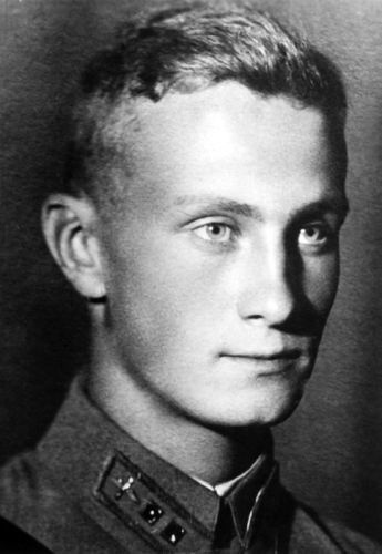 Иллюстрация к книге — Василий Сталин. Письма из зоны [i_036.jpg]