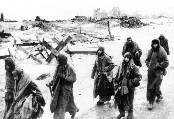 Иллюстрация к книге — Василий Сталин. Письма из зоны [i_046.jpg]