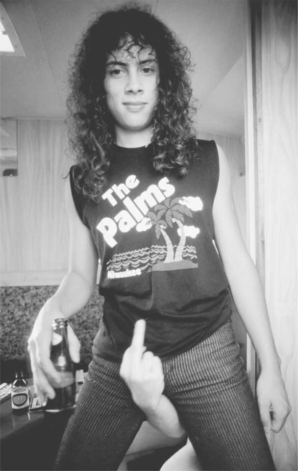 Иллюстрация к книге — Justice For All: Вся правда о группе «Metallica» [i_016.jpg]