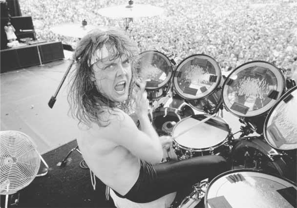 Иллюстрация к книге — Justice For All: Вся правда о группе «Metallica» [i_028.jpg]