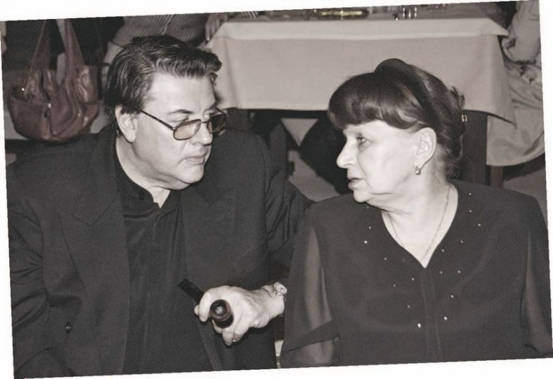 Иллюстрация к книге — Опережая некролог [i_017.jpg]