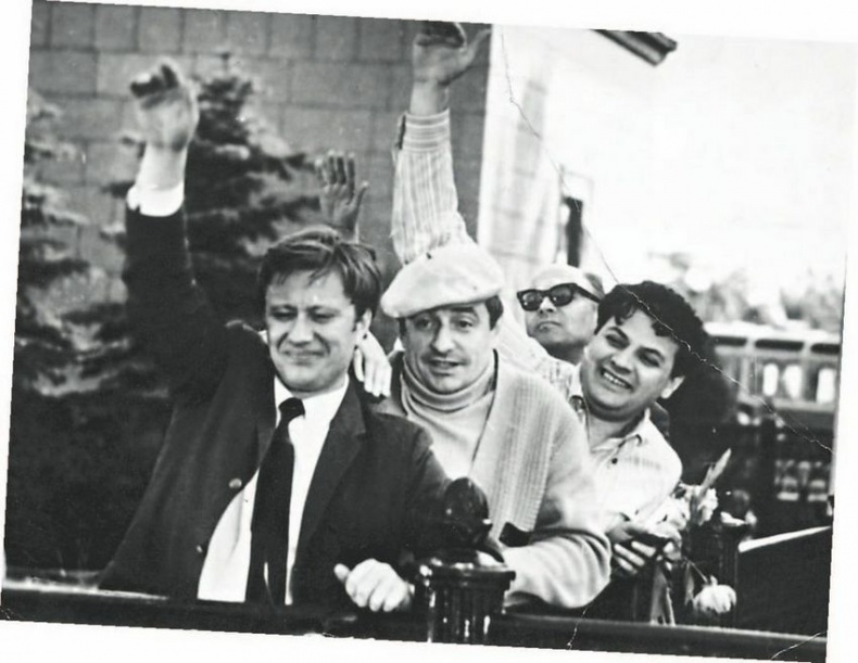 Иллюстрация к книге — Опережая некролог [i_045.jpg]