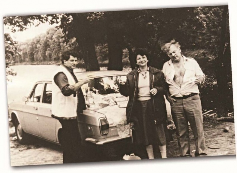 Иллюстрация к книге — Опережая некролог [i_048.jpg]