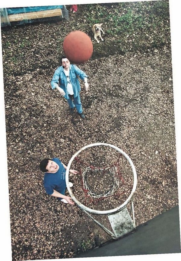 Иллюстрация к книге — Опережая некролог [i_061.jpg]