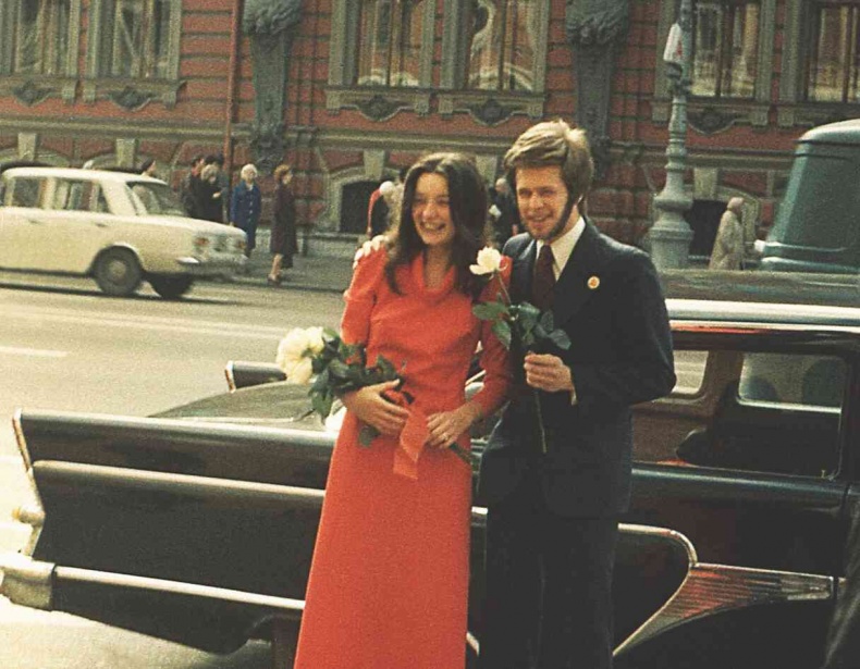 Иллюстрация к книге — Майк Науменко. Бегство из зоопарка [i_028.jpg]