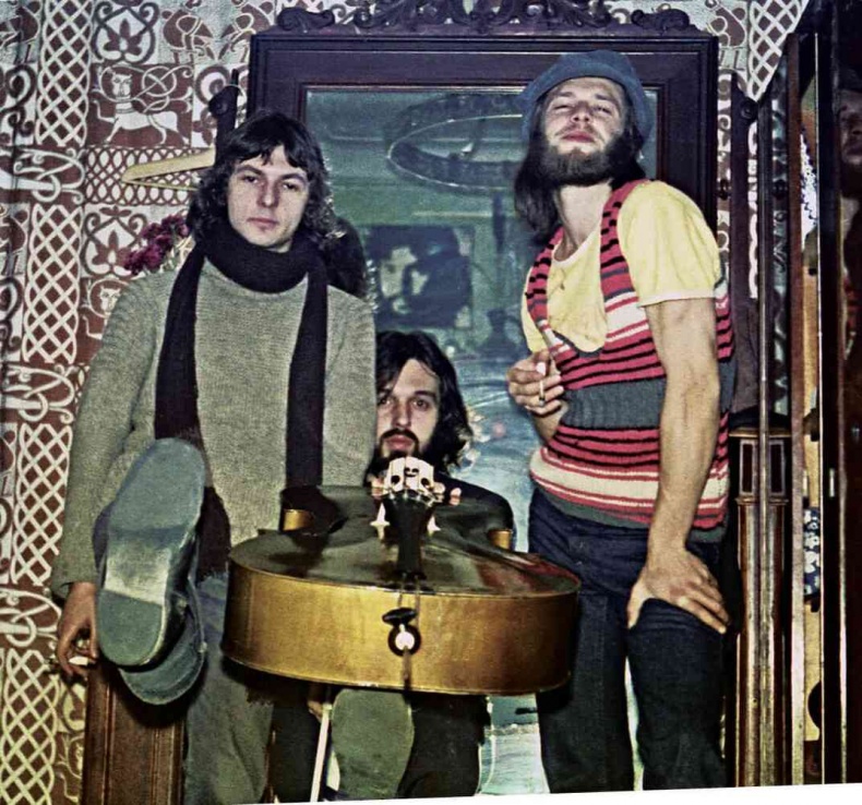 Иллюстрация к книге — Майк Науменко. Бегство из зоопарка [i_041.jpg]