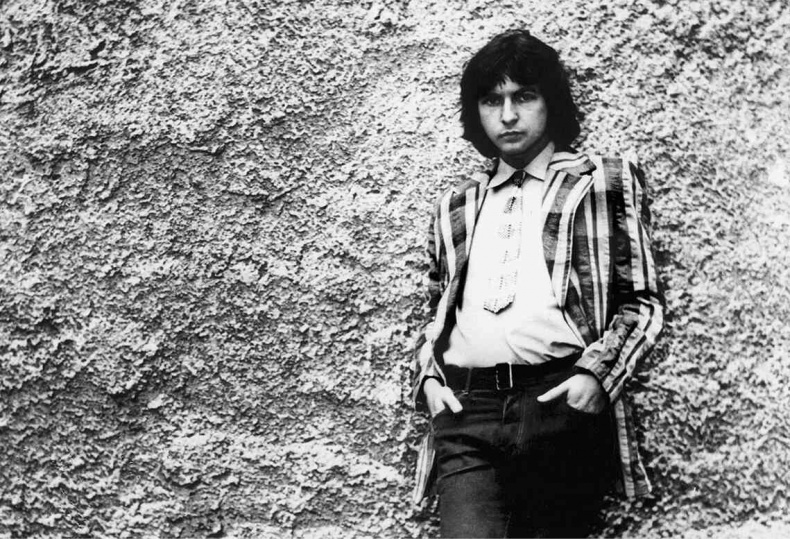 Иллюстрация к книге — Майк Науменко. Бегство из зоопарка [i_052.jpg]