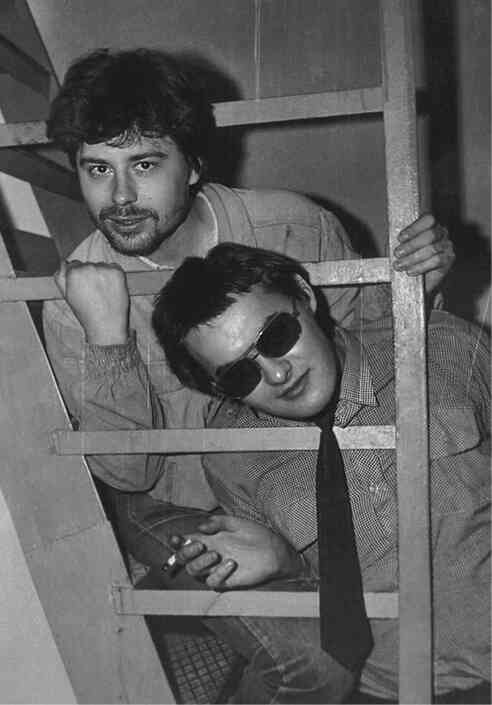 Иллюстрация к книге — Майк Науменко. Бегство из зоопарка [i_084.jpg]