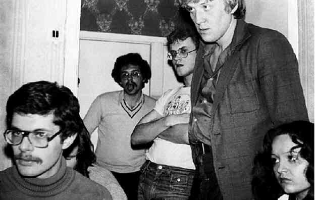 Иллюстрация к книге — Майк Науменко. Бегство из зоопарка [i_092.jpg]