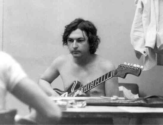 Иллюстрация к книге — Майк Науменко. Бегство из зоопарка [i_189.jpg]