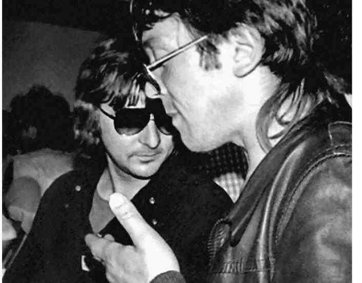 Иллюстрация к книге — Майк Науменко. Бегство из зоопарка [i_204.jpg]