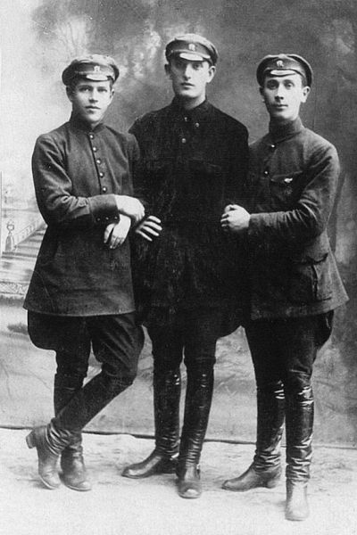 Иллюстрация к книге — Вариант шедевра [i_002.jpg]