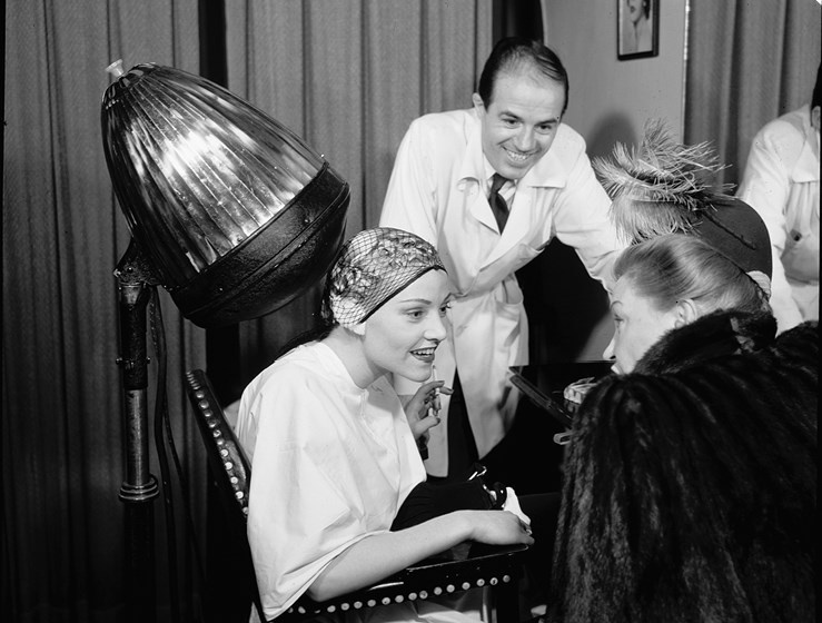 Иллюстрация к книге — Волосы. Иллюстрированная история [i_055.jpg]