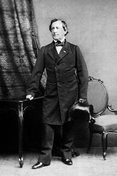 Иллюстрация к книге — История балета. Ангелы Аполлона [i_022.jpg]