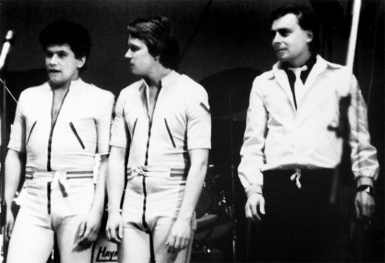 Иллюстрация к книге — История рока. Во всём виноваты «Битлз» [i_006.jpg]