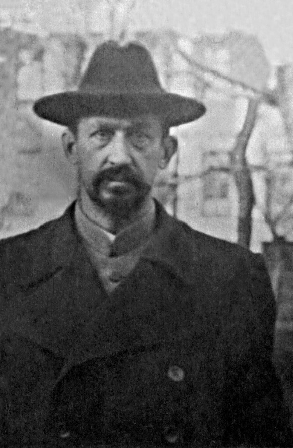 Иллюстрация к книге — По волнам жизни. Том 2 [i_015.jpg]