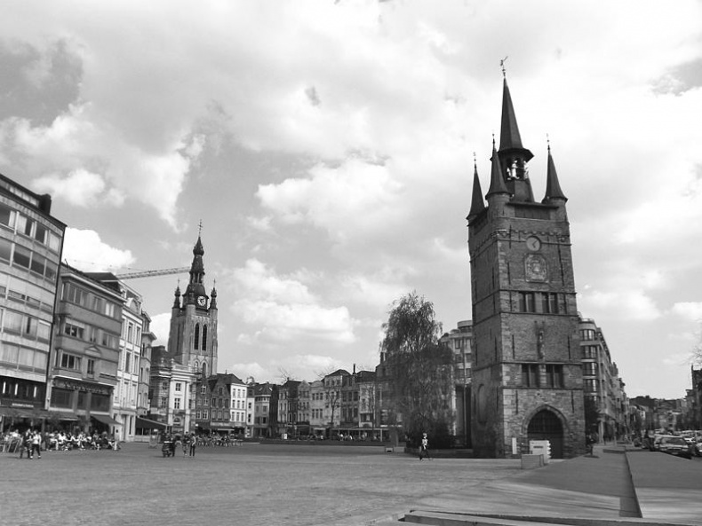 Иллюстрация к книге — Русские летучие отряды. От Бородино до британских морей [i_004.jpg]