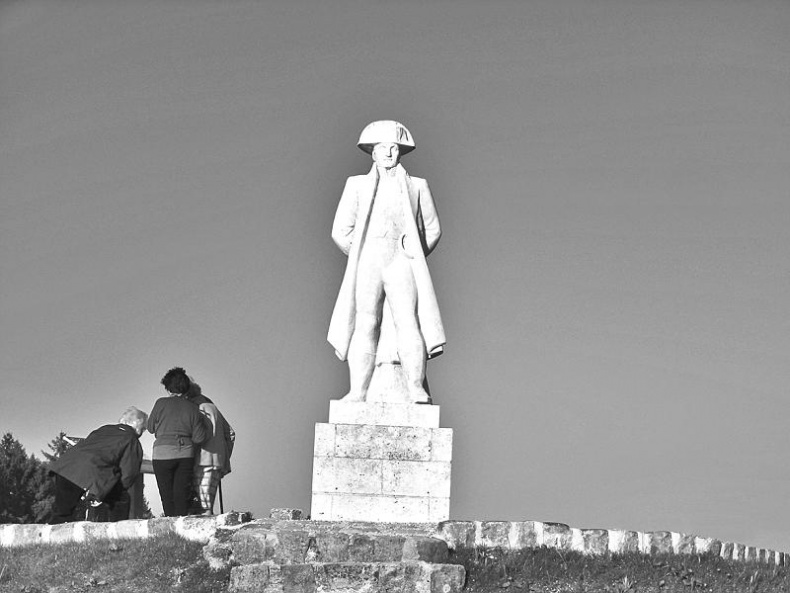 Иллюстрация к книге — Русские летучие отряды. От Бородино до британских морей [i_018.jpg]