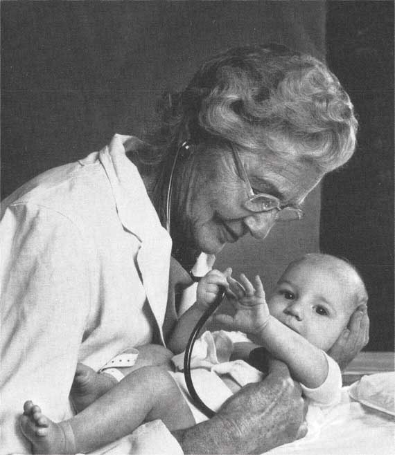 Иллюстрация к книге — Врачи. Восхитительные и трагичные истории о том, как низменные страсти, меркантильные помыслы и абсурдные решения великих светил медицины помогли выжить человечеству [i_024.jpg]