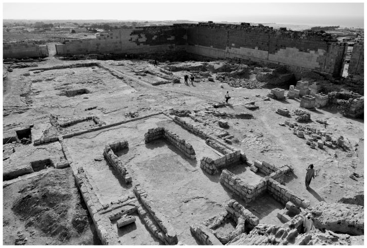 Иллюстрация к книге — В поисках гробниц Древнего Египта [i_076.jpg]