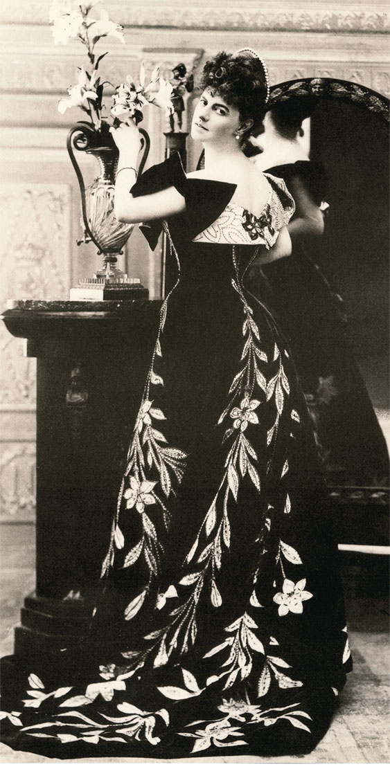 Иллюстрация к книге — Портрет мужчины в красном [i_013.jpg]