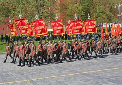 Иллюстрация к книге — История флагов. От рыцарских знамен до государственных штандартов [i_024.jpg]