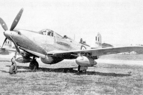 Иллюстрация к книге — Французские истребители Второй Мировой [i_157.jpg]