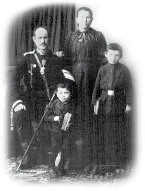 Иллюстрация к книге — Все приключения Элли и Тотошки. Волшебник Изумрудного города. Урфин Джюс и его деревянные солдаты. Семь подземных королей [i_008.jpg]