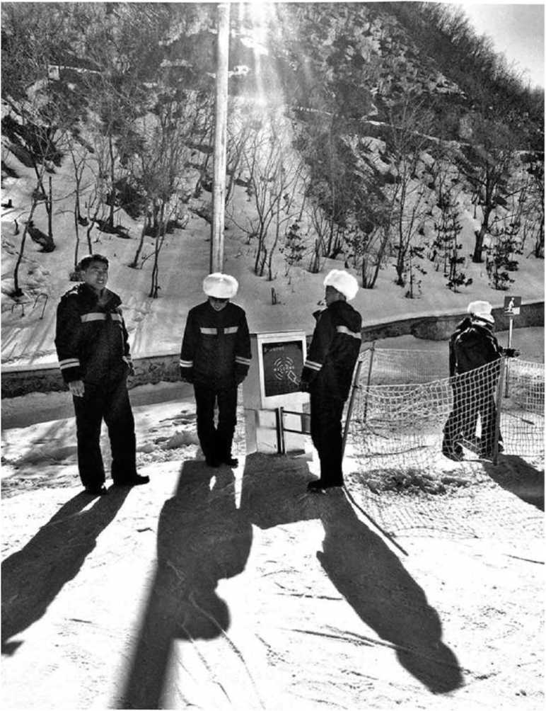 Иллюстрация к книге — Предатель в Северной Корее. Гид по самой зловещей стране планеты [i_065.jpg]