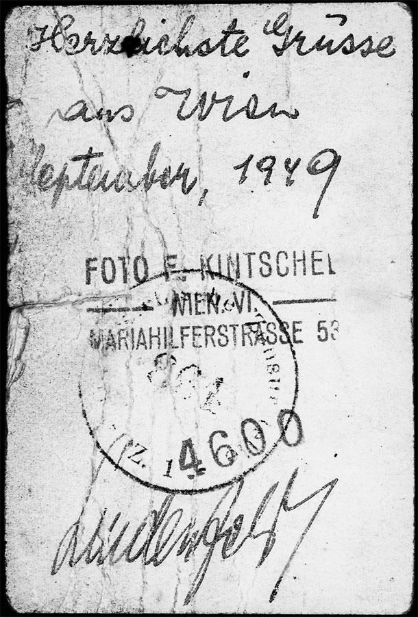 Иллюстрация к книге — Восточно-западная улица. Происхождение терминов ГЕНОЦИД и ПРЕСТУПЛЕНИЕ ПРОТИВ ЧЕЛОВЕЧЕСТВА [i_041.jpg]