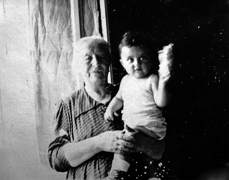 Иллюстрация к книге — Восточно-западная улица. Происхождение терминов ГЕНОЦИД и ПРЕСТУПЛЕНИЕ ПРОТИВ ЧЕЛОВЕЧЕСТВА [i_066.jpg]