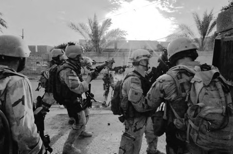 Иллюстрация к книге — Экстремальная воля. Принципы, спасающие жизнь, карьеру и брак [i_004.jpg]