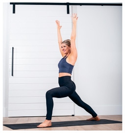 Иллюстрация к книге — Силовая йога. Энергия. Концентрация. Баланс [i_123.jpg]