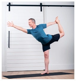 Иллюстрация к книге — Силовая йога. Энергия. Концентрация. Баланс [i_272.jpg]