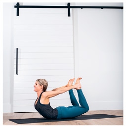 Иллюстрация к книге — Силовая йога. Энергия. Концентрация. Баланс [i_555.jpg]