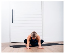 Иллюстрация к книге — Силовая йога. Энергия. Концентрация. Баланс [i_562.jpg]